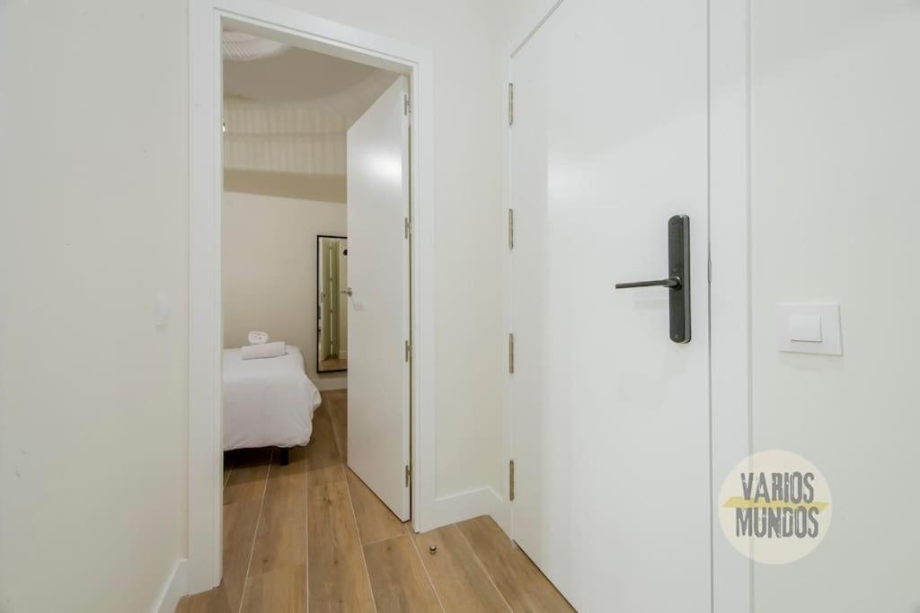 Cozy Y Centrico Apt Para 6Pax En Plaza Del Carmen E2 Madrid Eksteriør billede