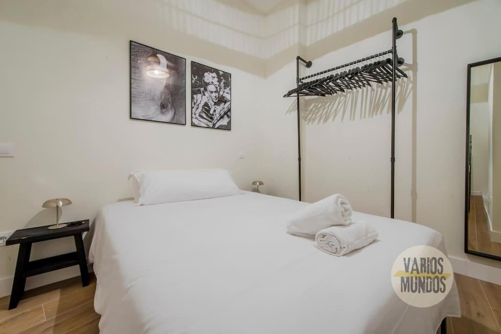 Cozy Y Centrico Apt Para 6Pax En Plaza Del Carmen E2 Madrid Eksteriør billede